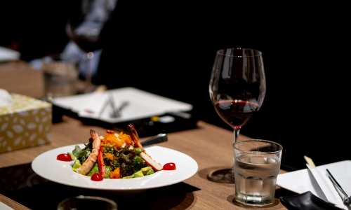 Dining Etiquette and Trends: Elevate Your Restaurant Experience at Mowry & Cotton